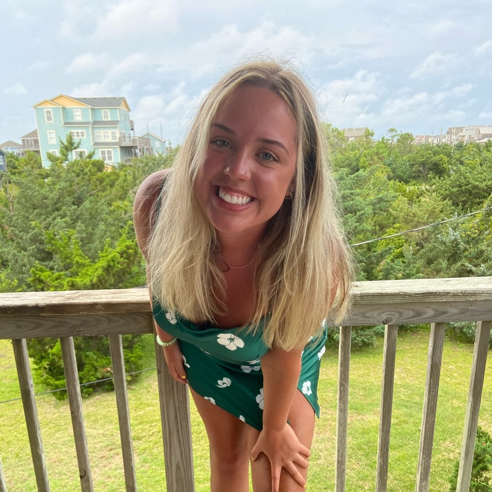 Meet your Posher, Sara